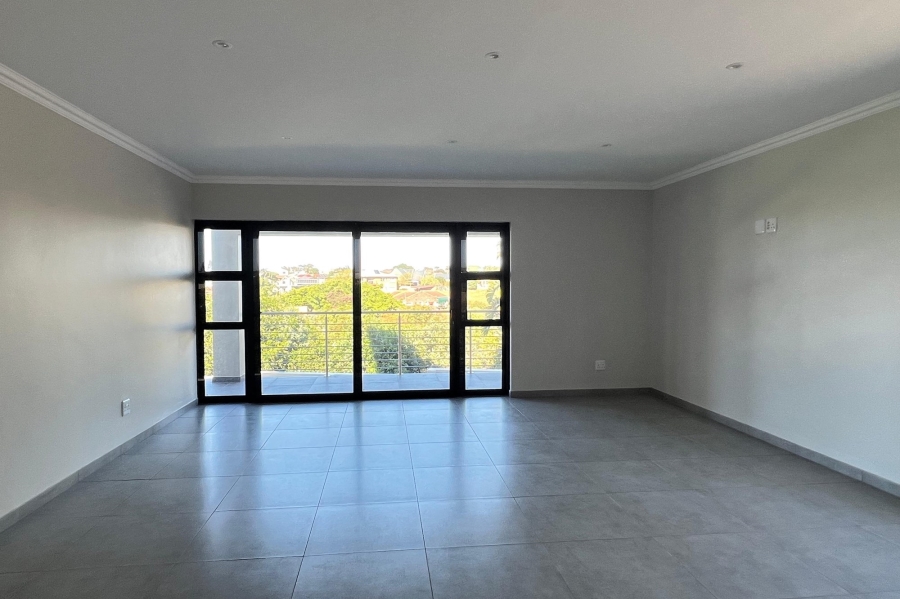 3 Bedroom Property for Sale in Wavecrest Eastern Cape